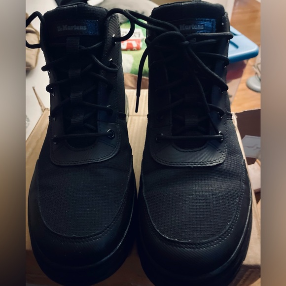 Dr. Martens - Picture 4 of 6